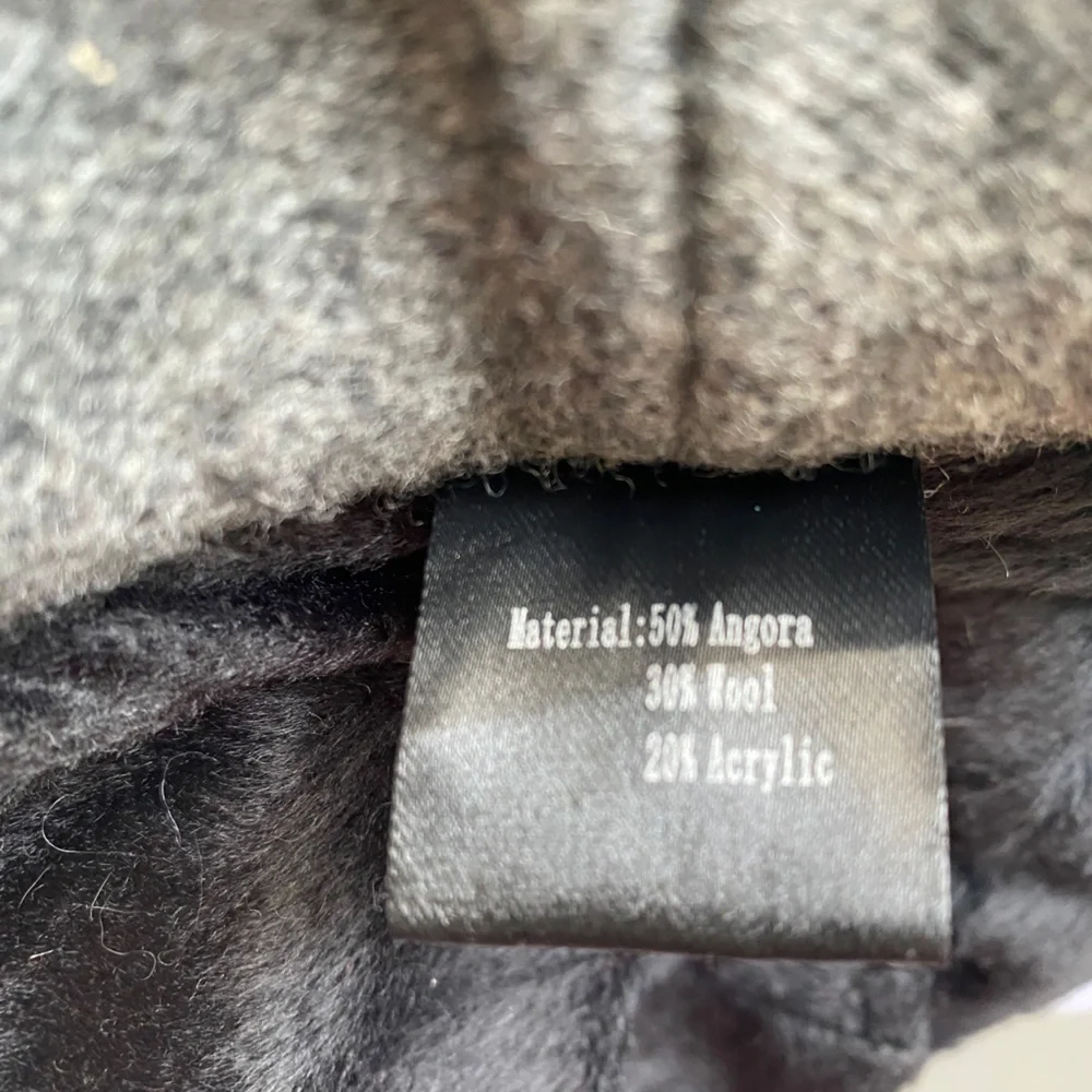 50% Angora 30% Wool 20% Acrylic‎ Gray/Black Women’s Hat
